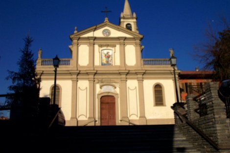 Facciata principale chiesa parrocchiale